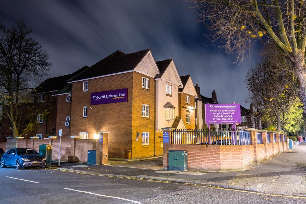 Harefield Manor Hotel Romford Buitenkant foto